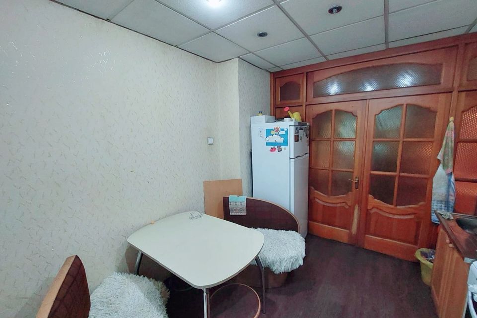 Продаётся 4-комнатная квартира, 73.3 м²