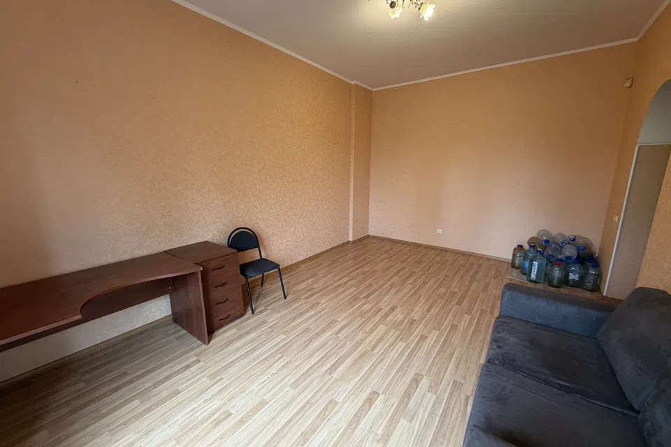 Продаётся 2-комнатная квартира, 65 м²
