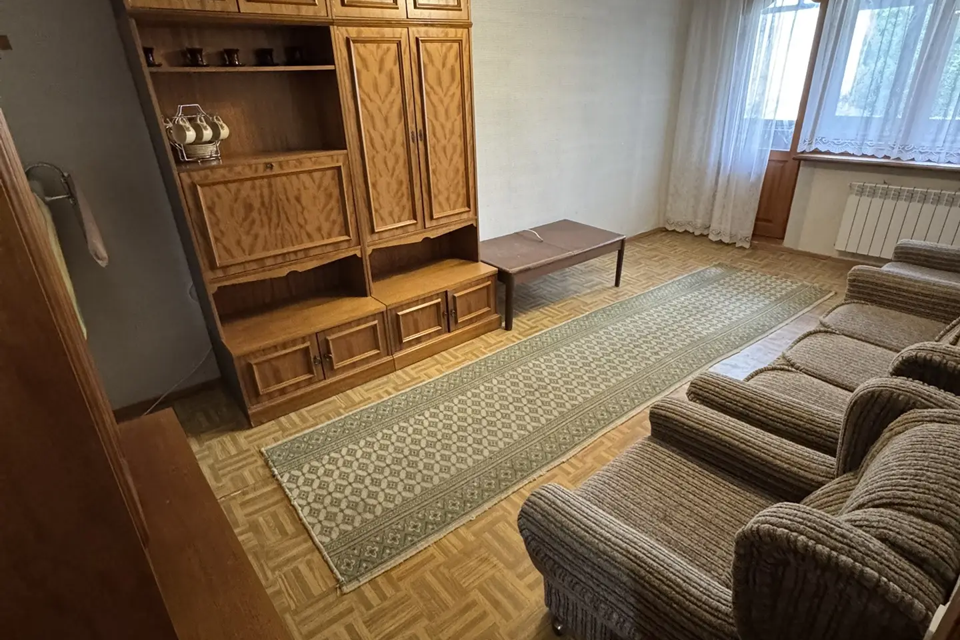 Продаётся 3-комнатная квартира, 61.3 м²