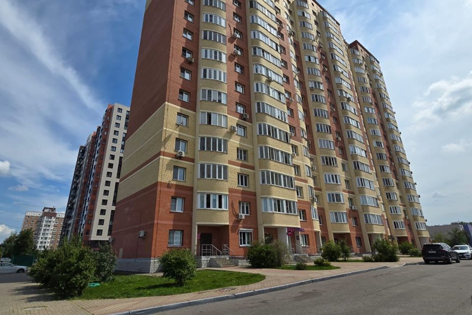 Продаётся 1-комнатная квартира, 37.2 м²