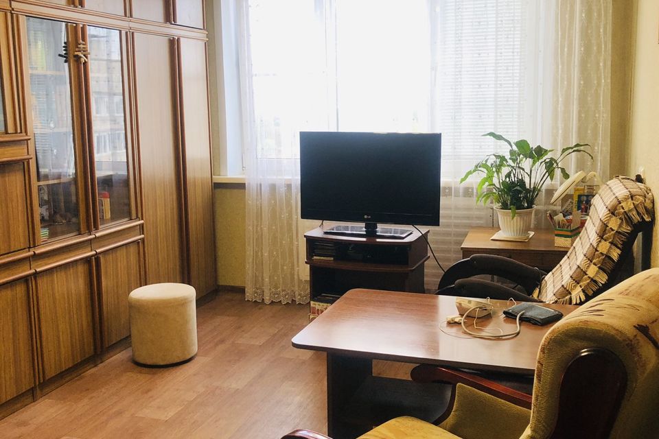 Продаётся 3-комнатная квартира, 64 м²