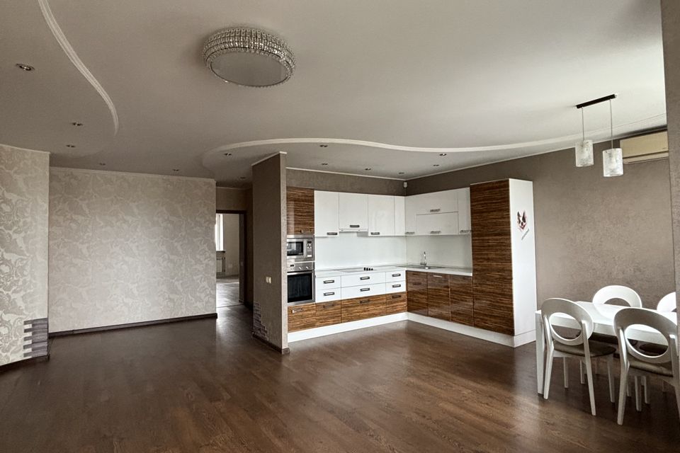 Продаётся 2-комнатная квартира, 83.9 м²