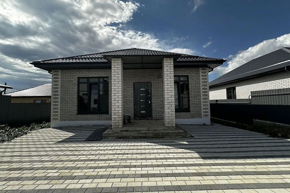 Продаётся 1-этажный дом, 107 м²