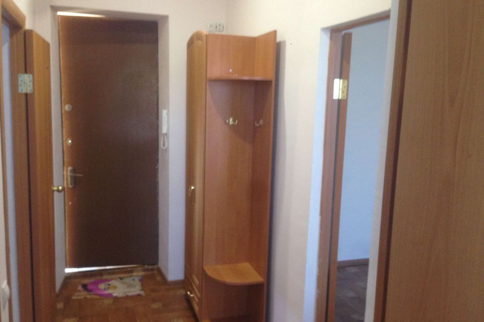 Продаётся 1-комнатная квартира, 38 м²