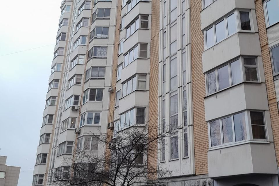 Продаётся 1-комнатная квартира, 38 м²