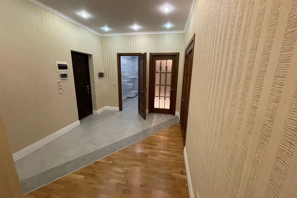 Продаётся 3-комнатная квартира, 125.4 м²