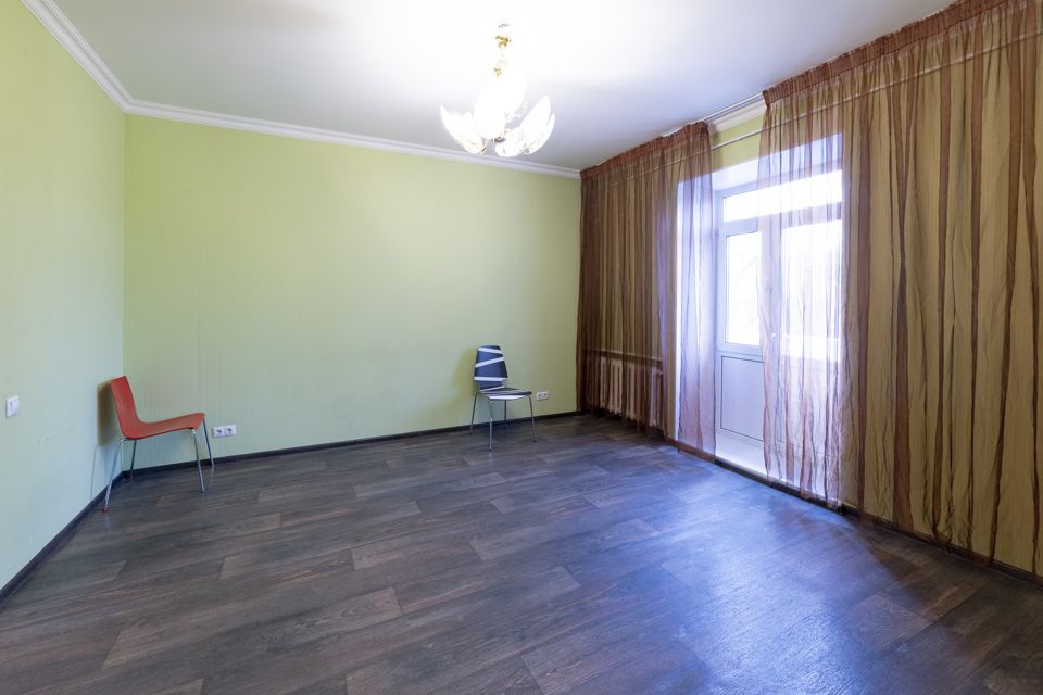 Продаётся 3-комнатная квартира, 70.1 м²