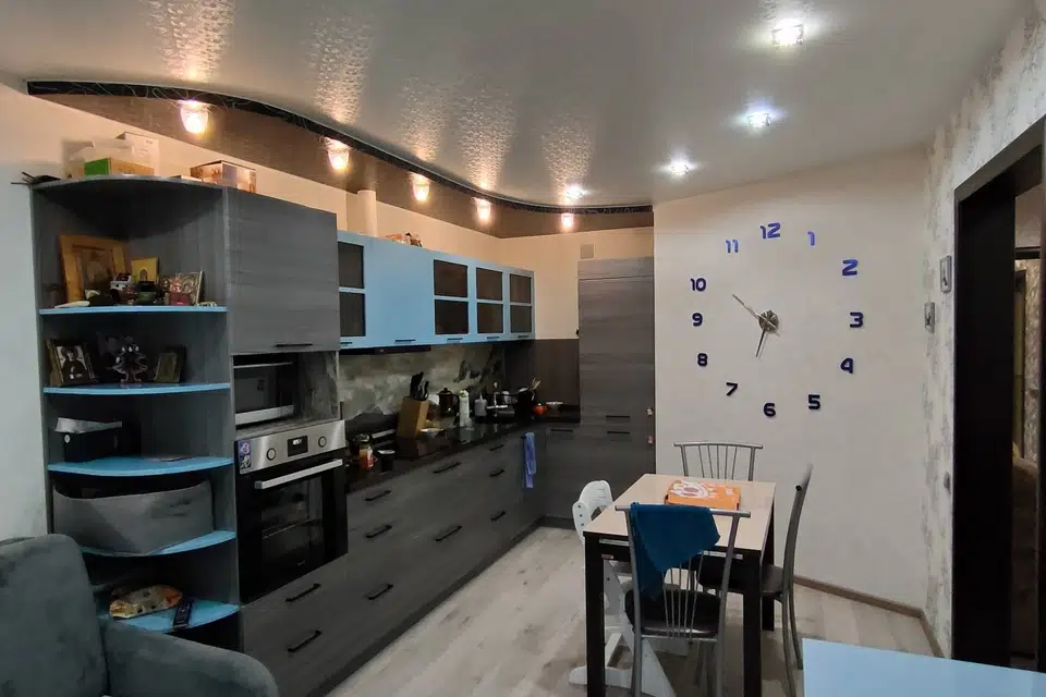 Продаётся 2-комнатная квартира, 66.7 м²