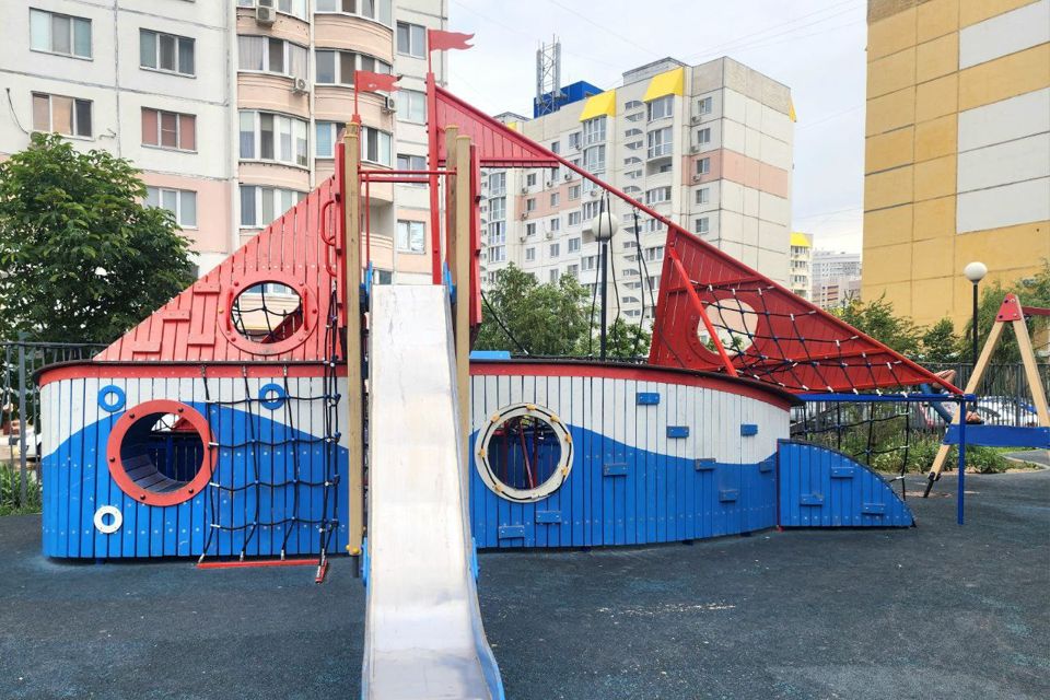 Продаётся 1-комнатная квартира, 42.5 м²