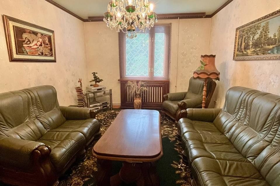 Продаётся 5-комнатная квартира, 114 м²