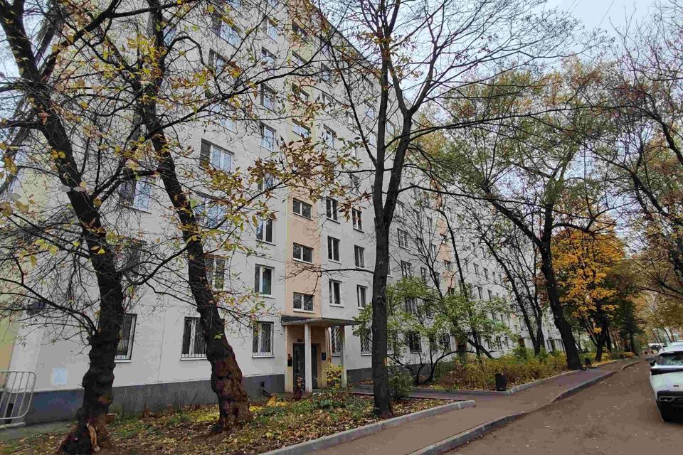 Продаётся 3-комнатная квартира, 50.3 м²