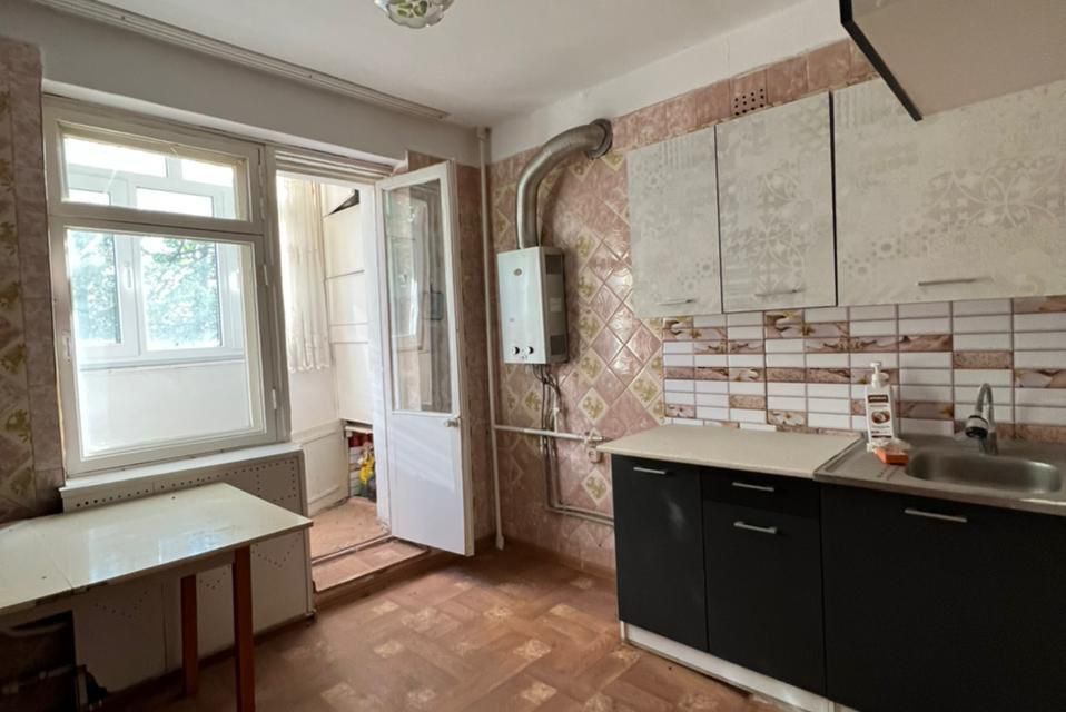 Продаётся 4-комнатная квартира, 73.2 м²