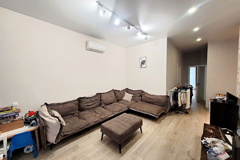 Продаётся 2-комнатная квартира, 75 м²