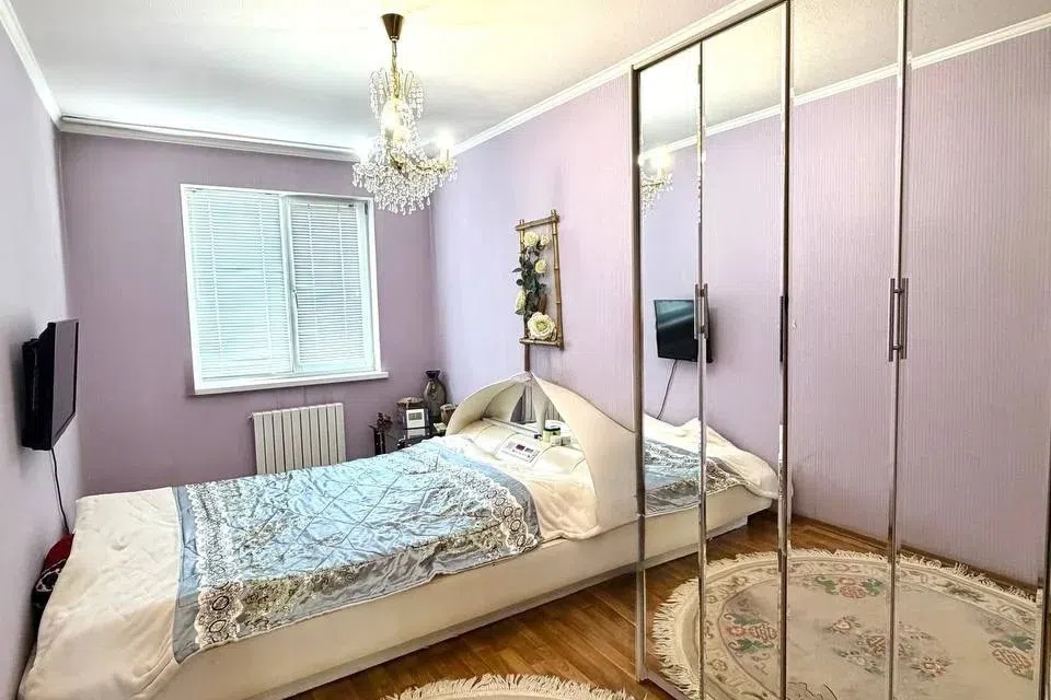 Продаётся 3-комнатная квартира, 57.3 м²