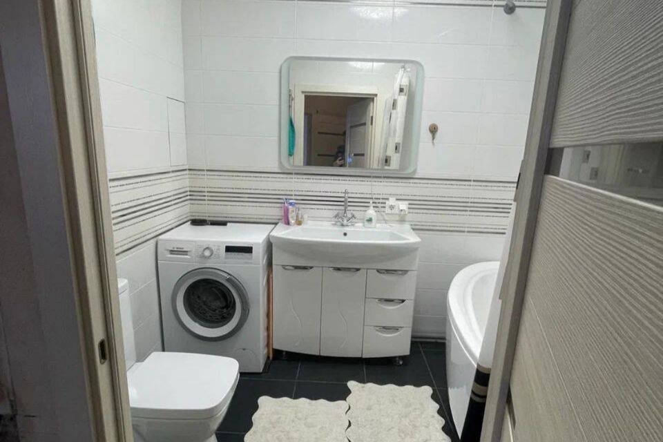 Продаётся 2-комнатная квартира, 56.9 м²