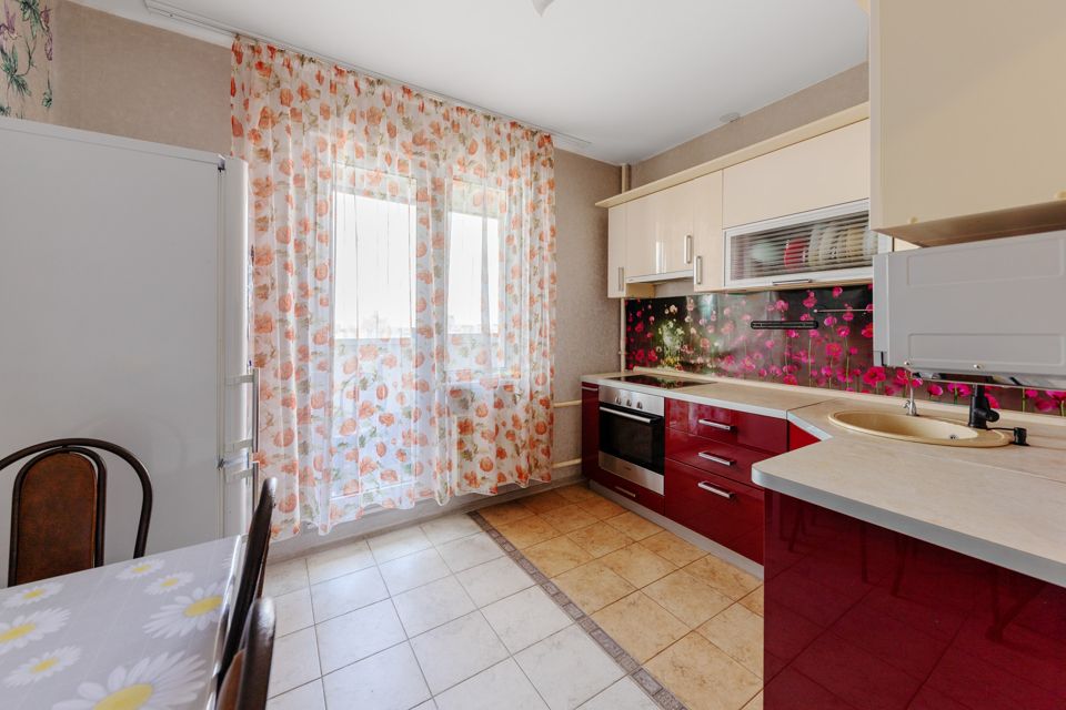 Продаётся 3-комнатная квартира, 75.4 м²