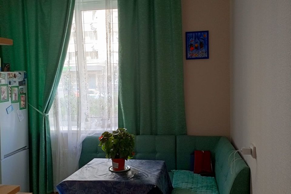 Продаётся 1-комнатная квартира, 35.65 м²
