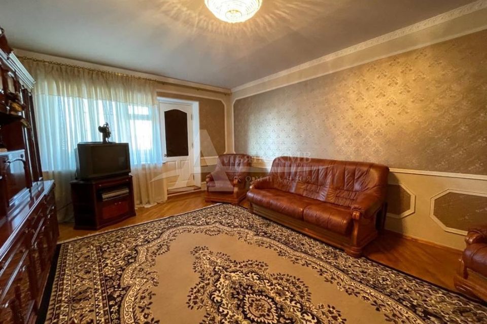 Продаётся 3-комнатная квартира, 96 м²