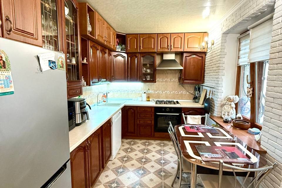 Продаётся 4-комнатная квартира, 84 м²