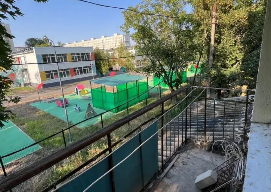 Продаётся 3-комнатная квартира, 52.8 м²