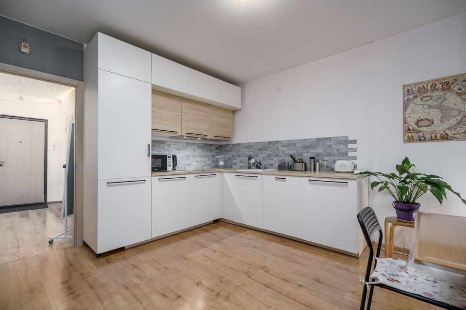 Продаётся 2-комнатная квартира, 65.7 м²