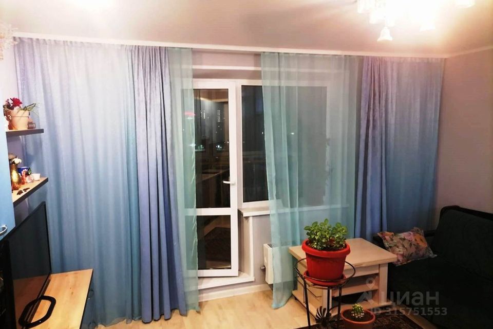 Продаётся 2-комнатная квартира, 40.5 м²