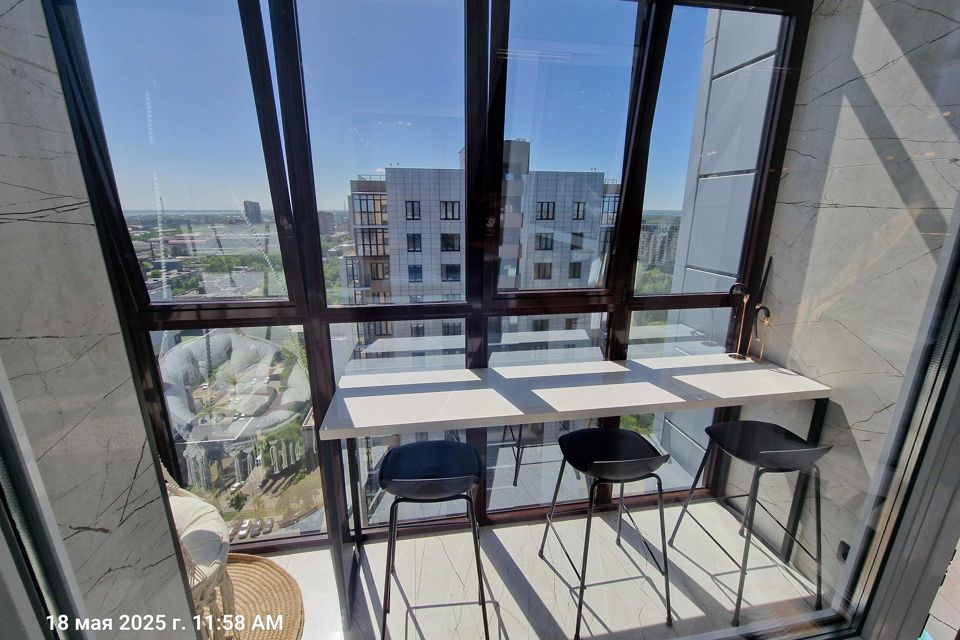 Продаётся 3-комнатная квартира, 105.4 м²