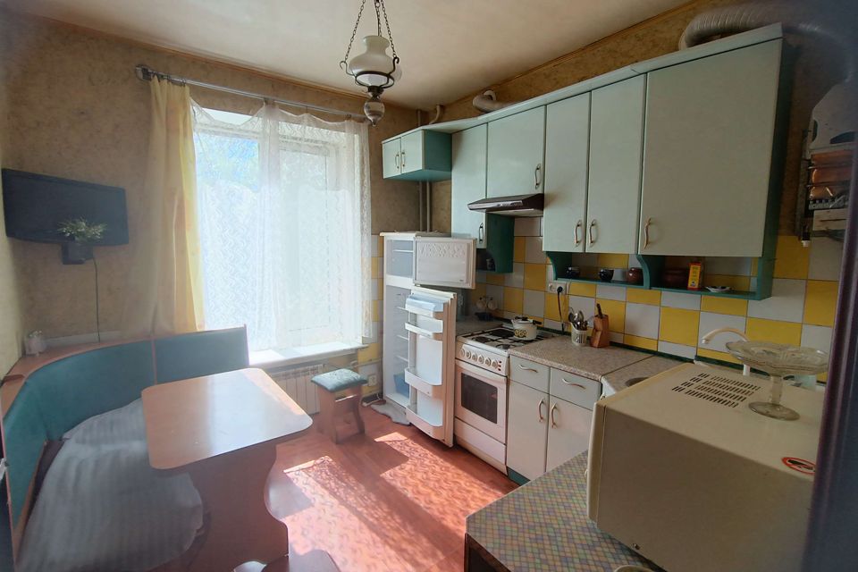 Продаётся 2-комнатная квартира, 58 м²