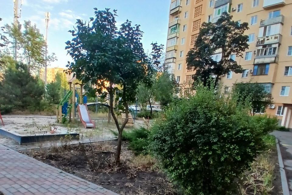 Продаётся 3-комнатная квартира, 61.8 м²
