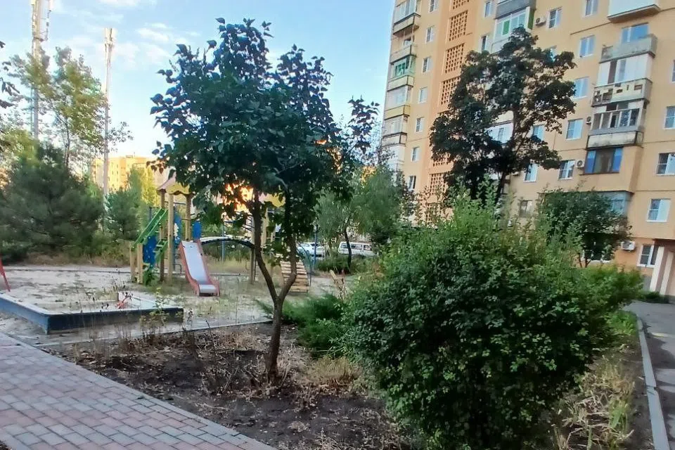Продаётся 3-комнатная квартира, 61.8 м²