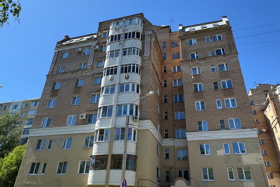 Продаётся 3-комнатная квартира, 82 м²