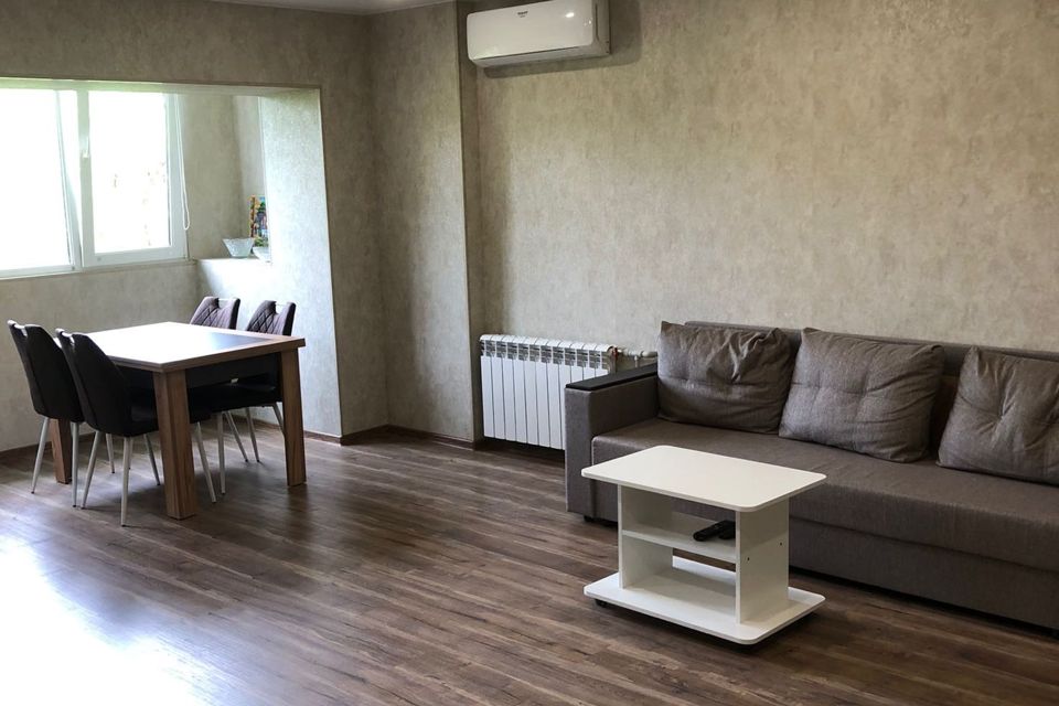 Сдаётся 3-комнатная квартира, 56 м²