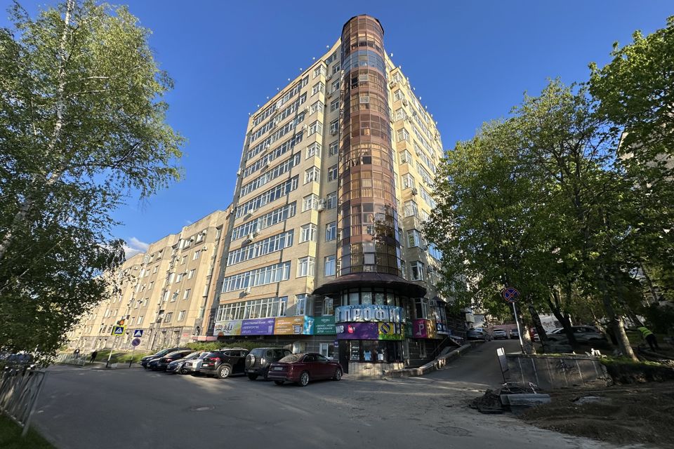 Продаётся 1-комнатная квартира, 51 м²