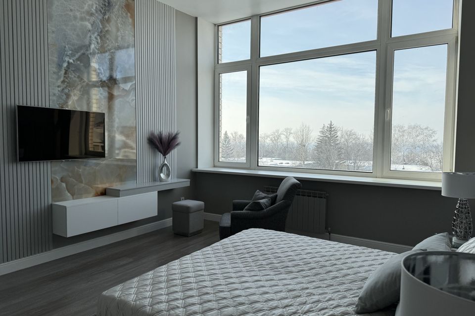 Продаётся 3-комнатная квартира, 149 м²