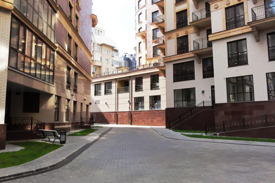 Продаётся 4-комнатная квартира, 154 м²