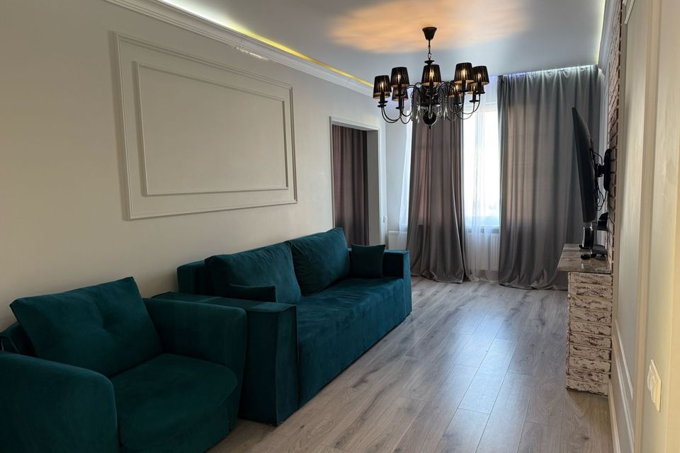 Продаётся 3-комнатная квартира, 100 м²
