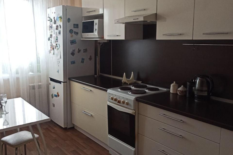 Продаётся 1-комнатная квартира, 37.2 м²