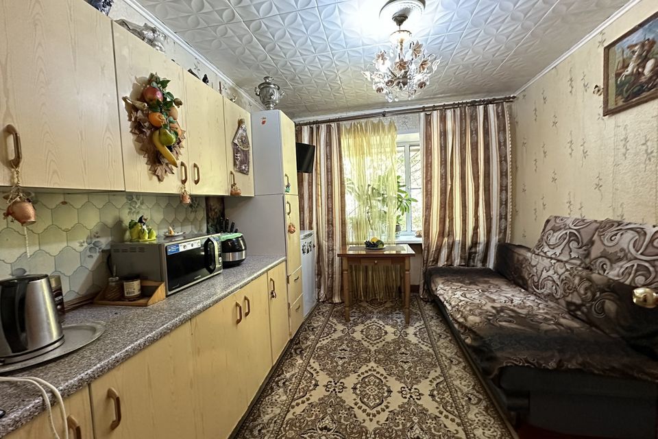 Продаётся комната в 1-комн. квартире, 17.2 м²