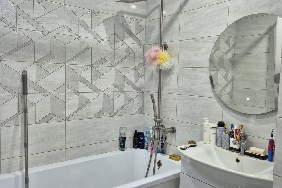 Продаётся 3-комнатная квартира, 64 м²