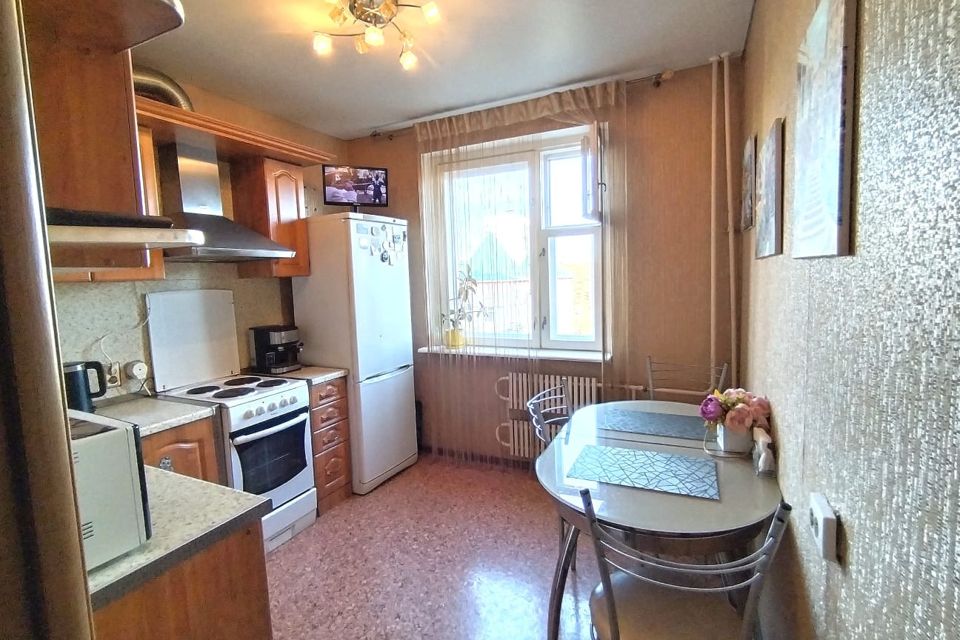 Продаётся 1-комнатная квартира, 38.3 м²