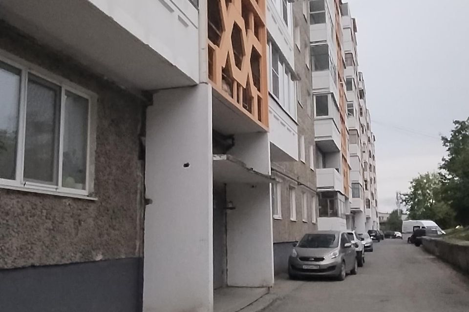 Продаётся 4-комнатная квартира, 74 м²