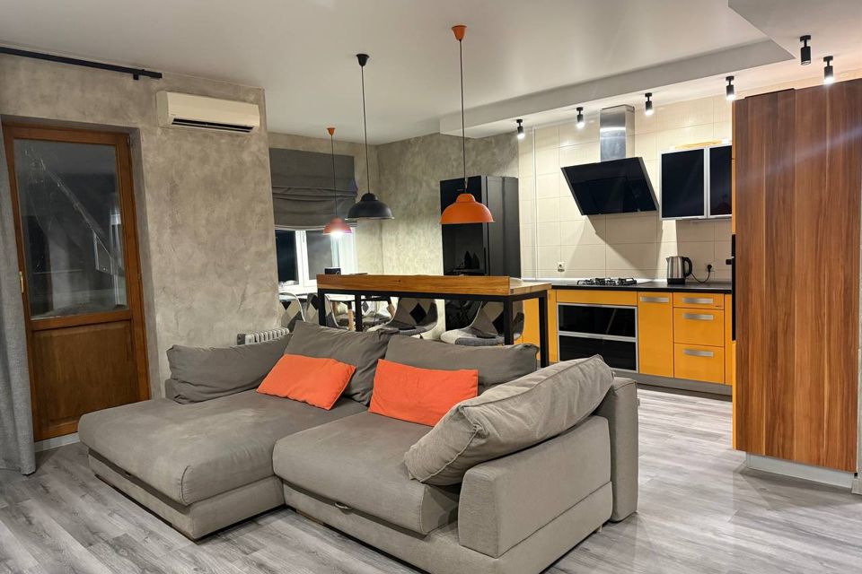Продаётся 3-комнатная квартира, 84 м²