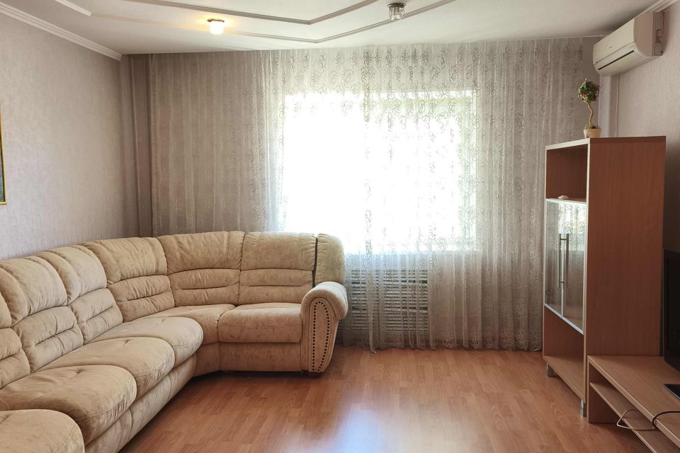 Сдаётся 2-комнатная квартира, 86.6 м²