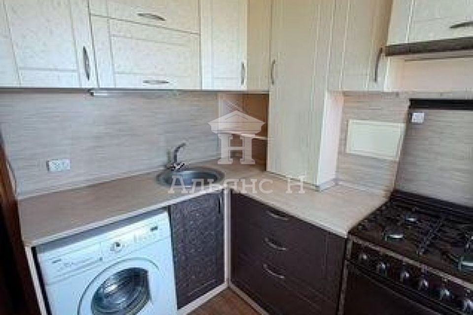 Продаётся 3-комнатная квартира, 58.5 м²