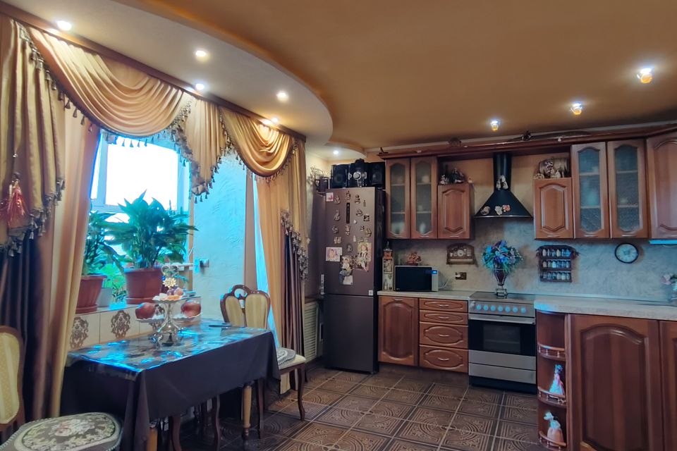 Продаётся 2-комнатная квартира, 58.1 м²
