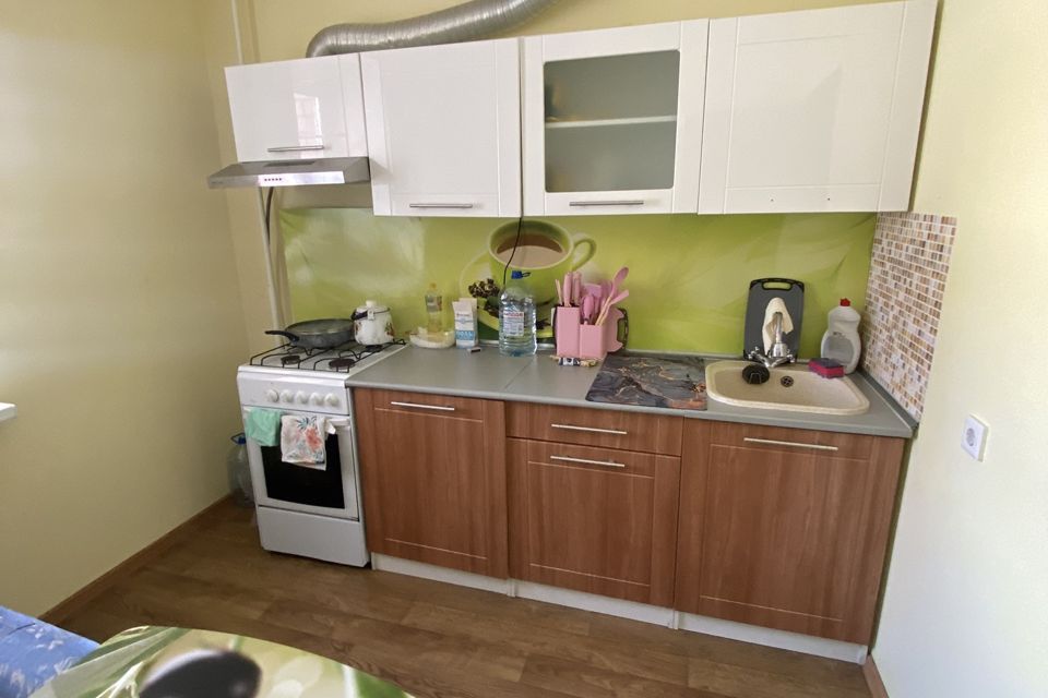 Продаётся 1-комнатная квартира, 40.2 м²