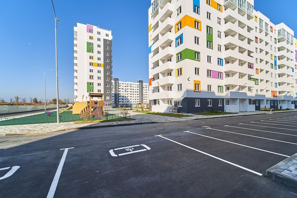 Купить 1-комнатную квартиру 35,1 м² в микрорайоне "Южане" по адресу Краснодар, у
