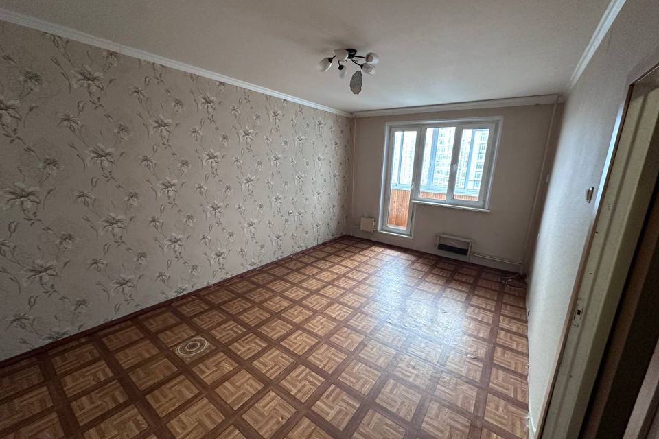 Продаётся 1-комнатная квартира, 38 м²