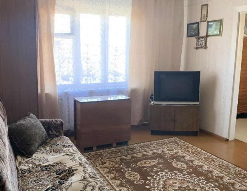 Продаётся 3-комнатная квартира, 45.1 м²