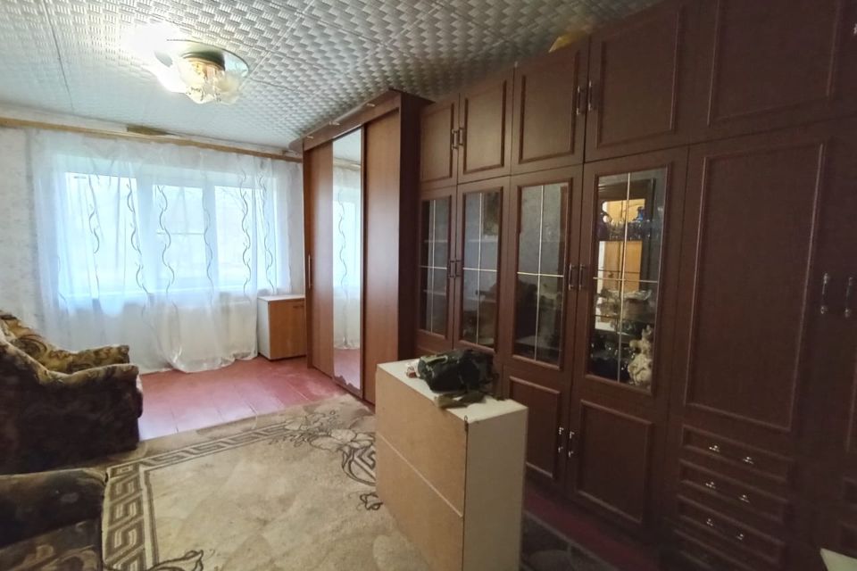 Продаётся 3-комнатная квартира, 57.3 м²